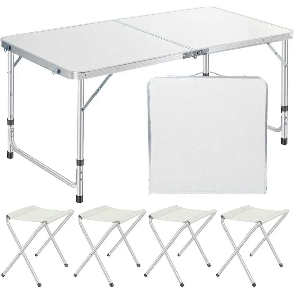 Outdoor Camping Dining Set - Tragbares Esstisch-Set aus Kunststoff mit 4